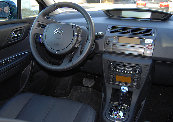 Citroen_C4_02_600.jpg